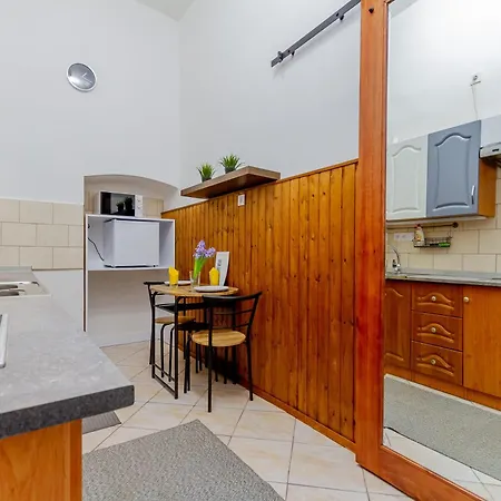 Appartement With Good Transport Links 3 Boedapest